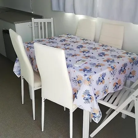 Boat House Ботель Вьесте
